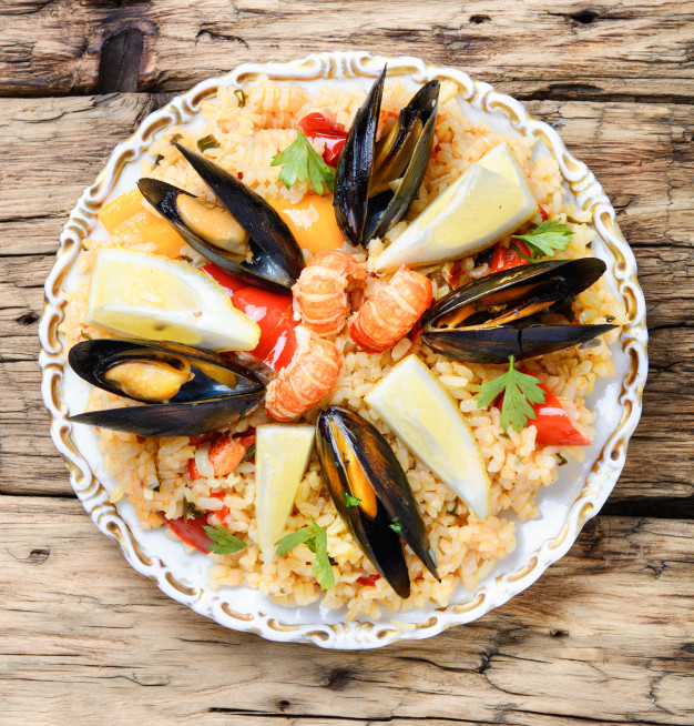 paella-with-seafood