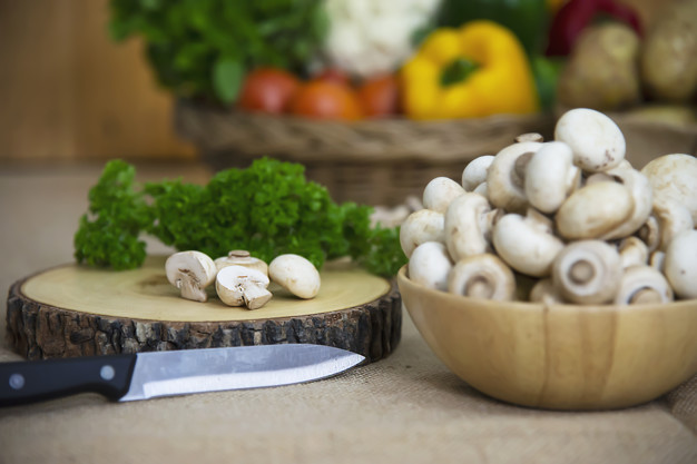 fresh-champignon-mushroom-vegetable-kitchen_1150-14556